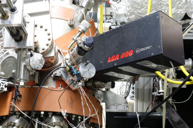 "RHEED camera (electron gun not shown)"